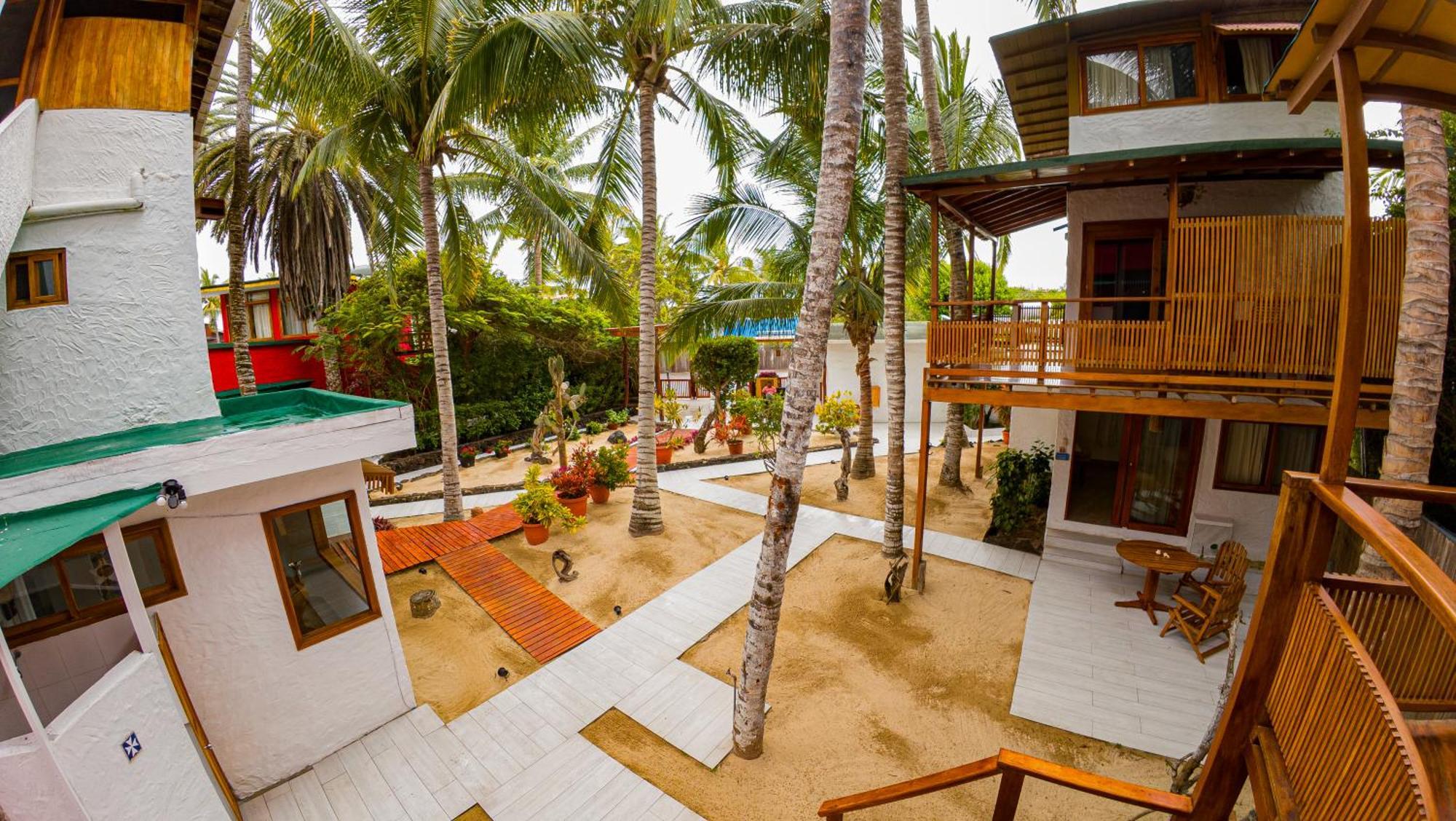 Hotel La Casa De Marita Puerto Villamil Exterior foto